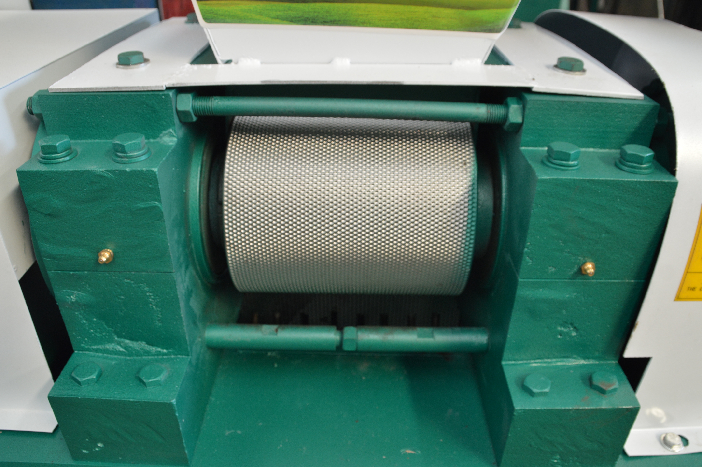 對(duì)輥擠壓造粒機(jī)常見故障有哪些？及如何高效應(yīng)對(duì)？